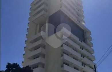 Imagem: O depósito possui 1 Vaga na garagem, 36m² de Área e está