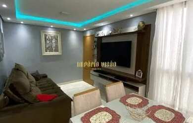 Imagem: O apartamento possui 2 Dormitórios, 1 Banheiro, 1 Vaga na garagem