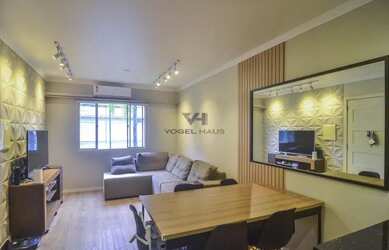 Imagem: A casa em condomínio possui 4 Dormitórios, 1 Banheiro, 1 Vaga