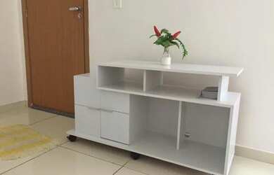 Imagem: O apartamento possui 2 Dormitórios, 1 Banheiro, 1 Vaga na garagem