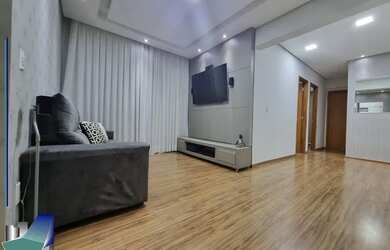 Imagem: O apartamento possui 3 Dormitórios, 2 Banheiros, 2 Vagas na