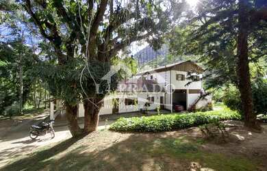 Imagem: Sítio à venda na localidade de Secretário, Petrópolis/RJ