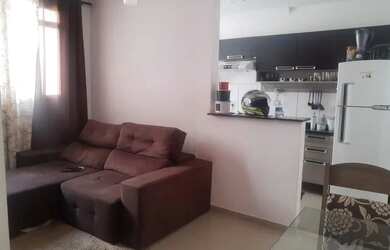 Imagem: O apartamento possui 2 Dormitórios, 1 Banheiro, 1 Vaga na garagem