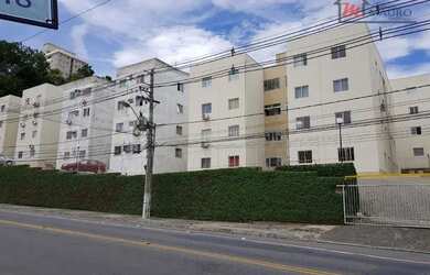 Imagem: O apartamento possui 3 Dormitórios, 1 Banheiro, 1 Vaga na garagem