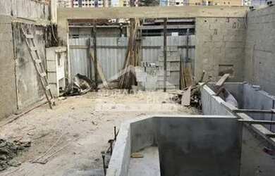 Imagem: A casa possui 3 Dormitórios, 5 Banheiros, 3 Vagas na garagem