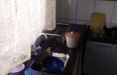 Imagem: A casa possui 2 Dormitórios, 1 Banheiro e está localizado