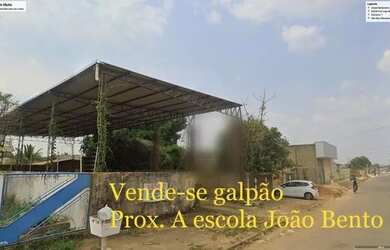 Imagem: O depósito possui 5 Vagas na garagem, 360m² de Área e está