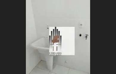 Imagem: A casa possui 2 Dormitórios, 2 Banheiros, 1 Vaga na garagem