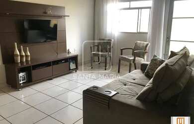 Imagem: A casa possui 2 Dormitórios, 2 Banheiros, 2 Vagas na garagem