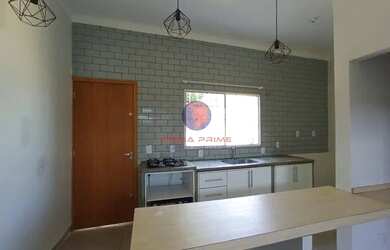 Imagem: A casa possui 2 Dormitórios, 1 Banheiro, 4 Vagas na garagem