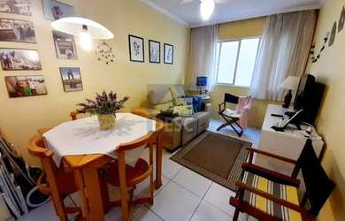 Imagem: O apartamento possui 1 Dormitório, 1 Banheiro, 1 Vaga na garagem