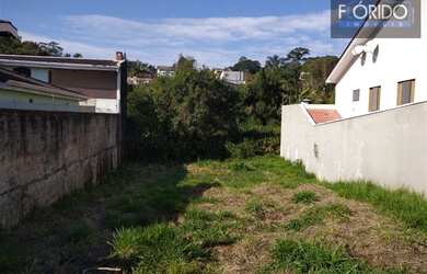 Imagem: O terreno possui 341m² de Área e está localizado em Vila