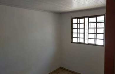Imagem: A casa possui 1 Dormitório e está localizado em Setor Habitacional
