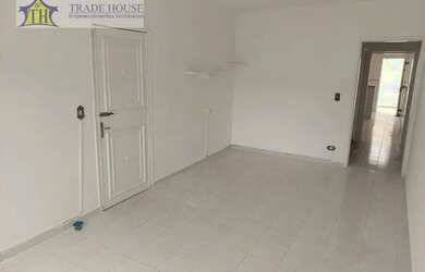 Imagem: A casa possui 2 Dormitórios, 2 Banheiros, 2 Vagas na garagem