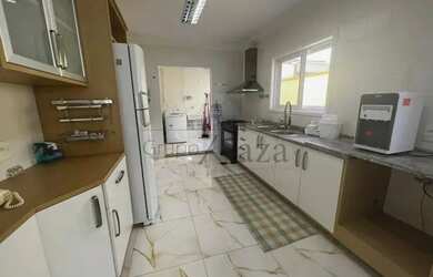 Imagem 5: Casa de condomínio sobrado para venda possui 487 metros quadrados com...