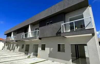 Imagem: A casa em condomínio possui 2 Dormitórios, 3 Banheiros, 2