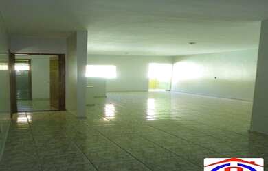 Imagem: O apartamento possui 2 Dormitórios, 2 Banheiros, 70m² de Área