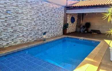 Imagem 13: Casa com piscina, 2 quartos na linha verde