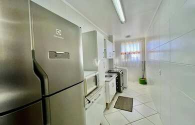 Imagem 8: Apartamento com 2 dormitórios sacada churrasqueira e vaga de garagem