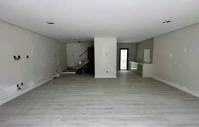 Imagem 11: Casa para Venda em Montes Claros, Ibituruna, 3 dormitórios, 1 suíte, 3 banheiros, 4 vagas