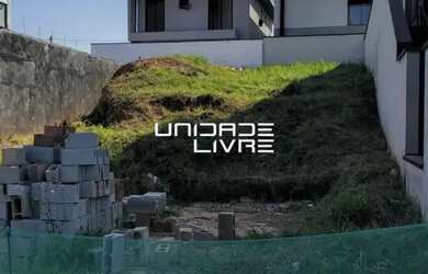 Imagem: O terreno possui 323m² de Área e está localizado em Cézar