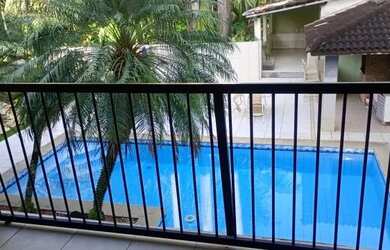 Imagem: A casa possui 5 Dormitórios, Acomodam 20 pessoas, 5 Vagas na