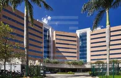 Imagem: O depósito possui 3 Vagas na garagem, 114m² de Área e está