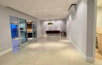 Imagem: O apartamento possui 3 Dormitórios, 3 Banheiros, 2 Vagas na