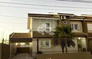 Imagem 2: Casa de 3 dormitórios com suíte no Bairro Tomazetti