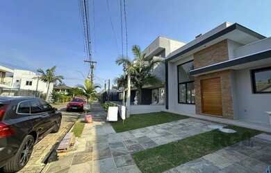 Imagem 3: Casa em Hípica. Churrasqueira, 100m² de Área, 2 Vagas na garageme3...