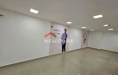 Imagem: O depósito possui 242m² de Área e está localizado em Centro