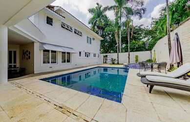 Imagem 2: LB - RJ804 Casa com 06 quartos, 690 m² - venda por R$ 5.300.000 ou aluguel...