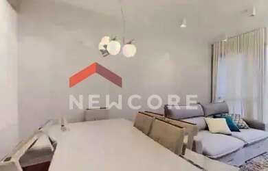 Imagem: O apartamento possui 2 Dormitórios, 2 Banheiros, 1 Vaga na