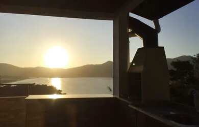 Imagem: A casa possui 2 Dormitórios, 3 Banheiros, 80m² de Área, Imóvel