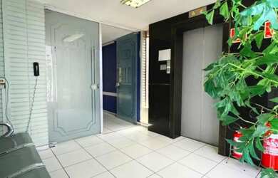 Imagem: O depósito possui 1 Vaga na garagem e 130m² de Área e está