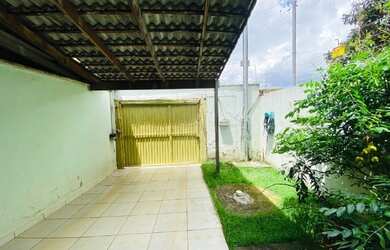 Imagem 16: Casa 02 Qtos 01 Ste, Área de Churrasco Paisagismo