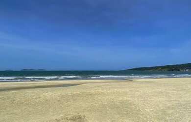 Imagem: O terreno está localizado em Pinheira, Palhoça à venda por