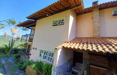 Imagem: A casa em condomínio possui 3 Dormitórios, 5 Banheiros, 3