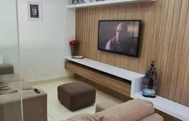 Imagem: A casa em condomínio à venda possui 4 Dormitórios, 5 Banheiros