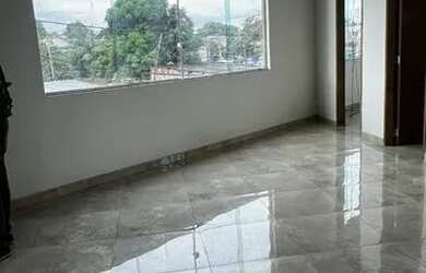 Imagem: A casa possui 3 Dormitórios, 1 Banheiro, 1 Vaga na garagem