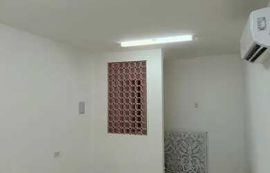 Imagem: O depósito possui 5 Vagas na garagem, 28m² de Área e Imóvel