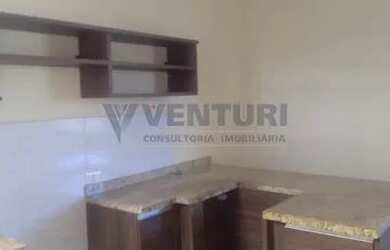 Imagem: A casa possui 3 Dormitórios, 3 Banheiros, 4 Vagas na garagem