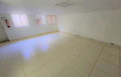 Imagem 6: Loja frente para a pista em Taguatinga Sul - Brasília - DF