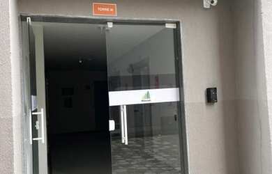 Imagem 5: Aluga-se no Aeroporto 02 quartos com garagem terreo 800,00 taxas