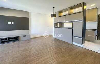 Imagem: O apartamento possui 2 Dormitórios, 2 Banheiros, 2 Vagas na