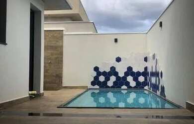 Imagem: A casa em condomínio possui 3 Dormitórios, 4 Banheiros, 4