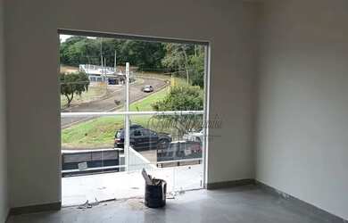 Imagem: A casa em condomínio possui 3 Dormitórios, 2 Banheiros, 90-0m²