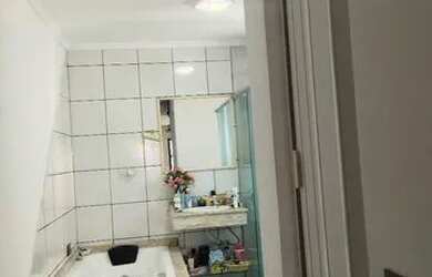 Imagem: A casa possui 2 Dormitórios, 4 Banheiros, 2 Vagas na garagem