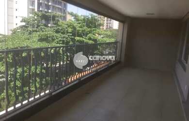 Imagem: O apartamento possui 3 Dormitórios, 5 Banheiros, 3 Vagas na