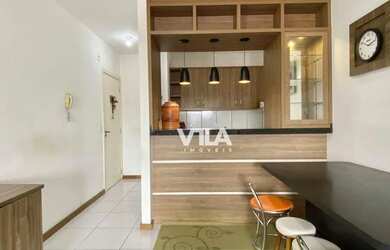 Imagem: O apartamento possui 3 Dormitórios, 1 Banheiro, 1 Vaga na garagem